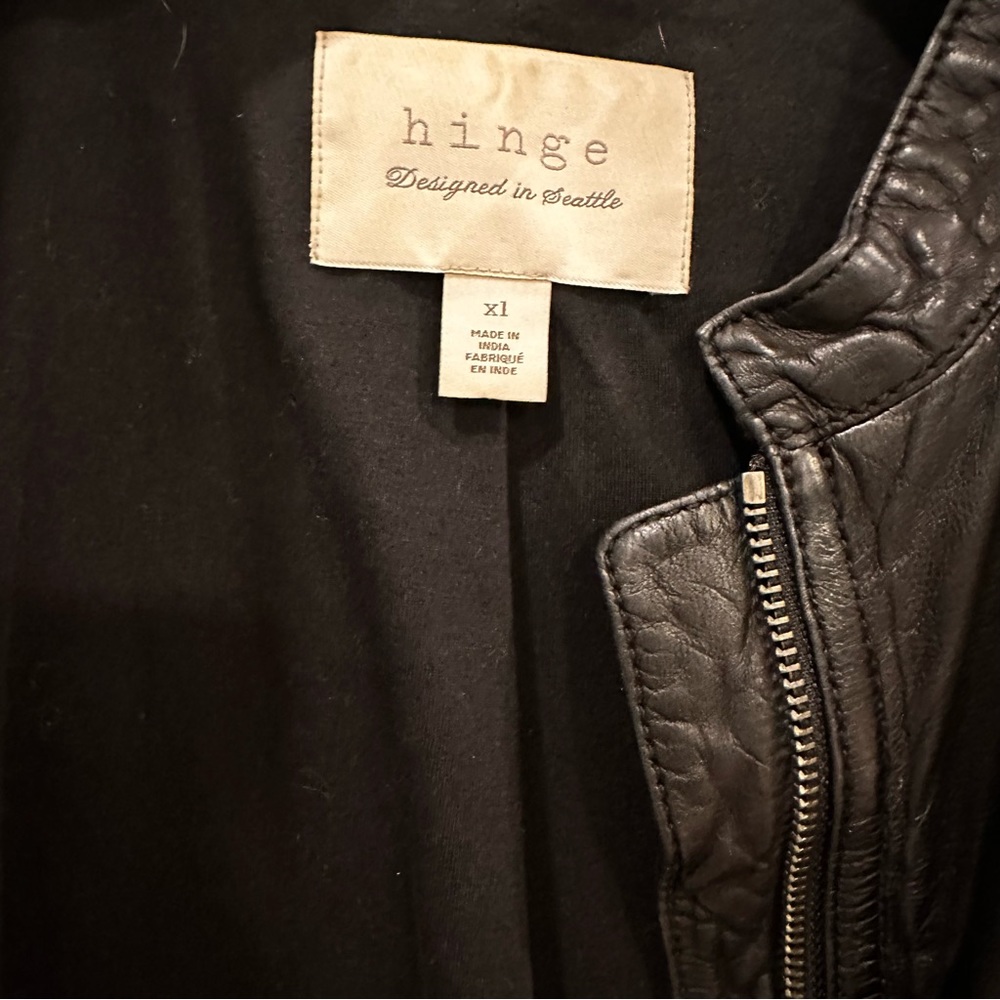 Hinge Patch Pocket Leather Jacket - image 8
